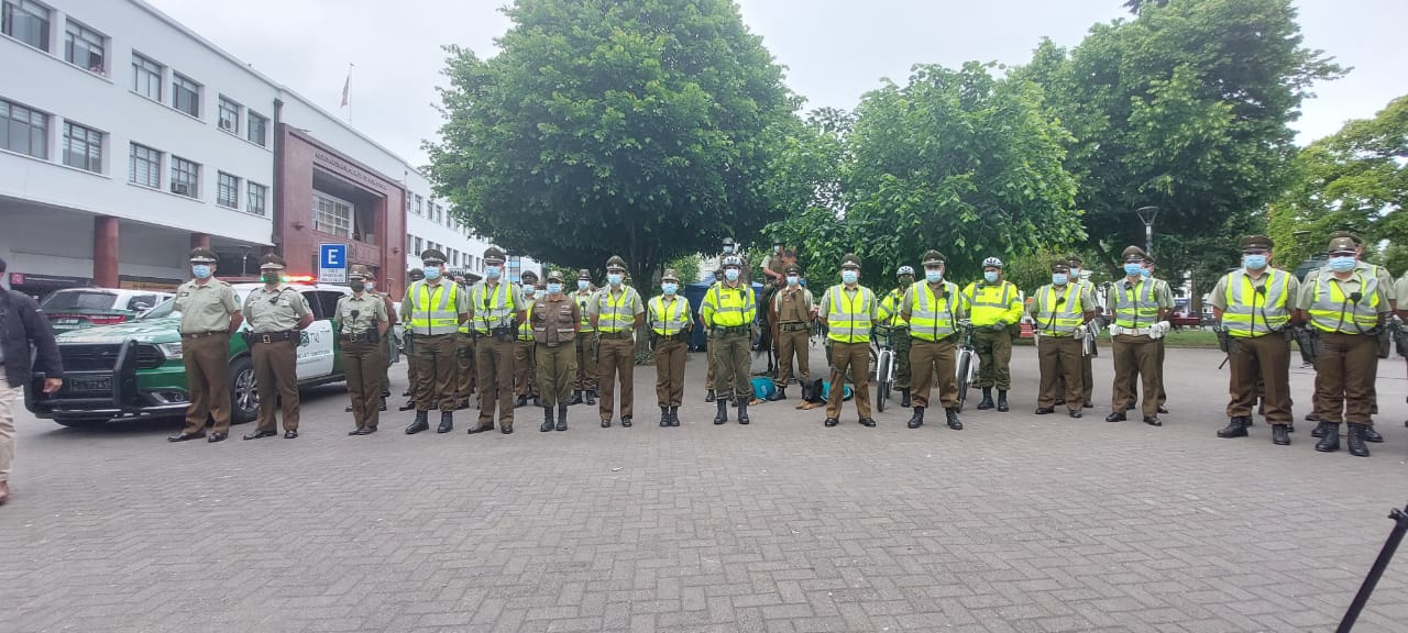 Plan Navidad Segura 2021 ya está en marcha con el reforzamiento del contingente de Carabineros para proteger a quienes realizan compras navideñas