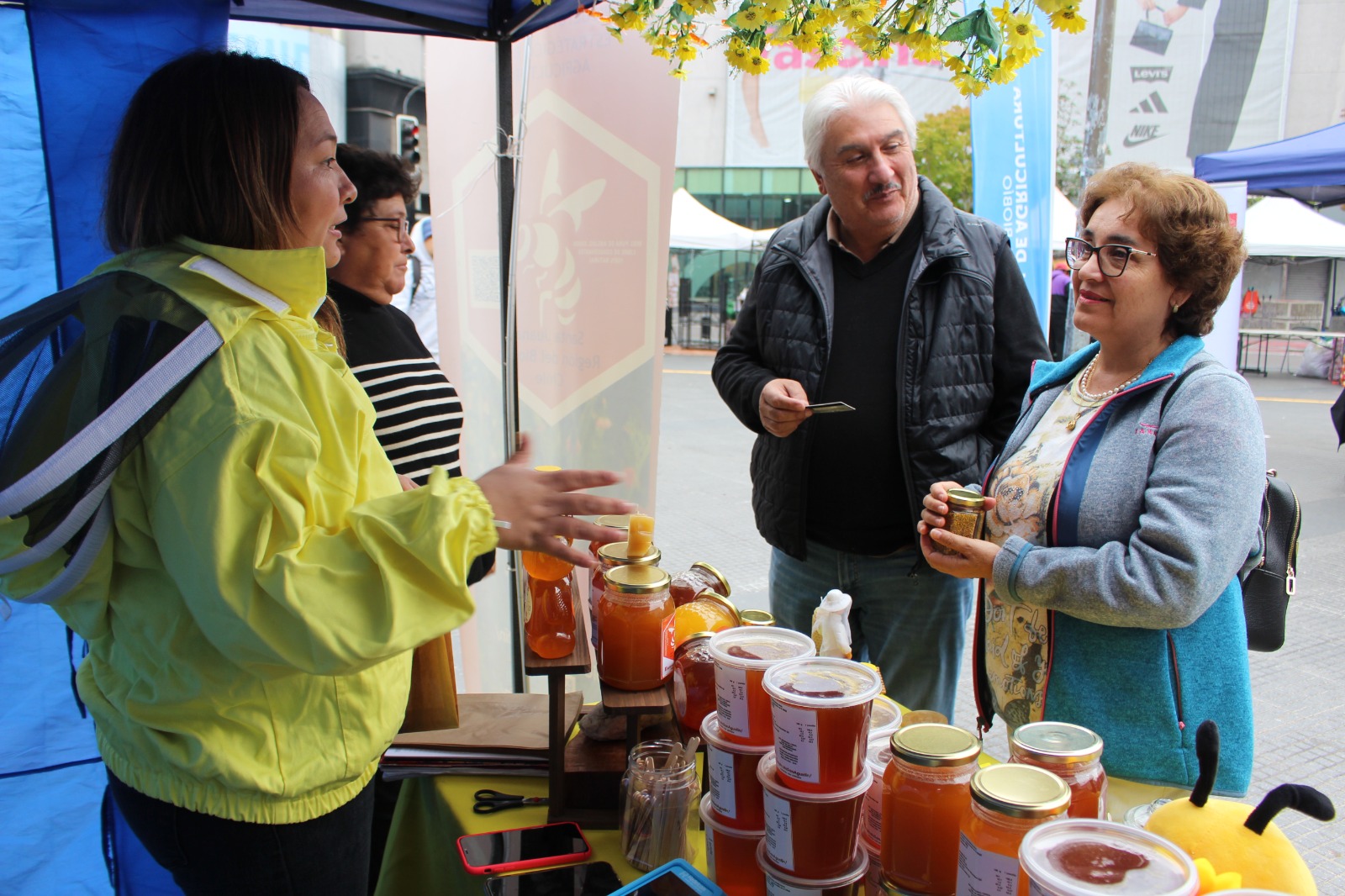 Realizarán feria para conmemorar el Dia Nacional de Miel en pleno centro de Concepción