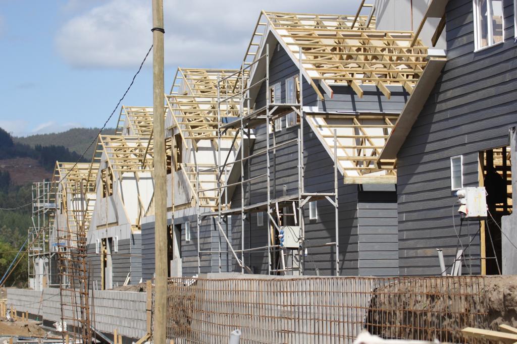Dirigentes de Nacimiento visitan el 25% avance del mega proyecto habitacional Villa Esperanza