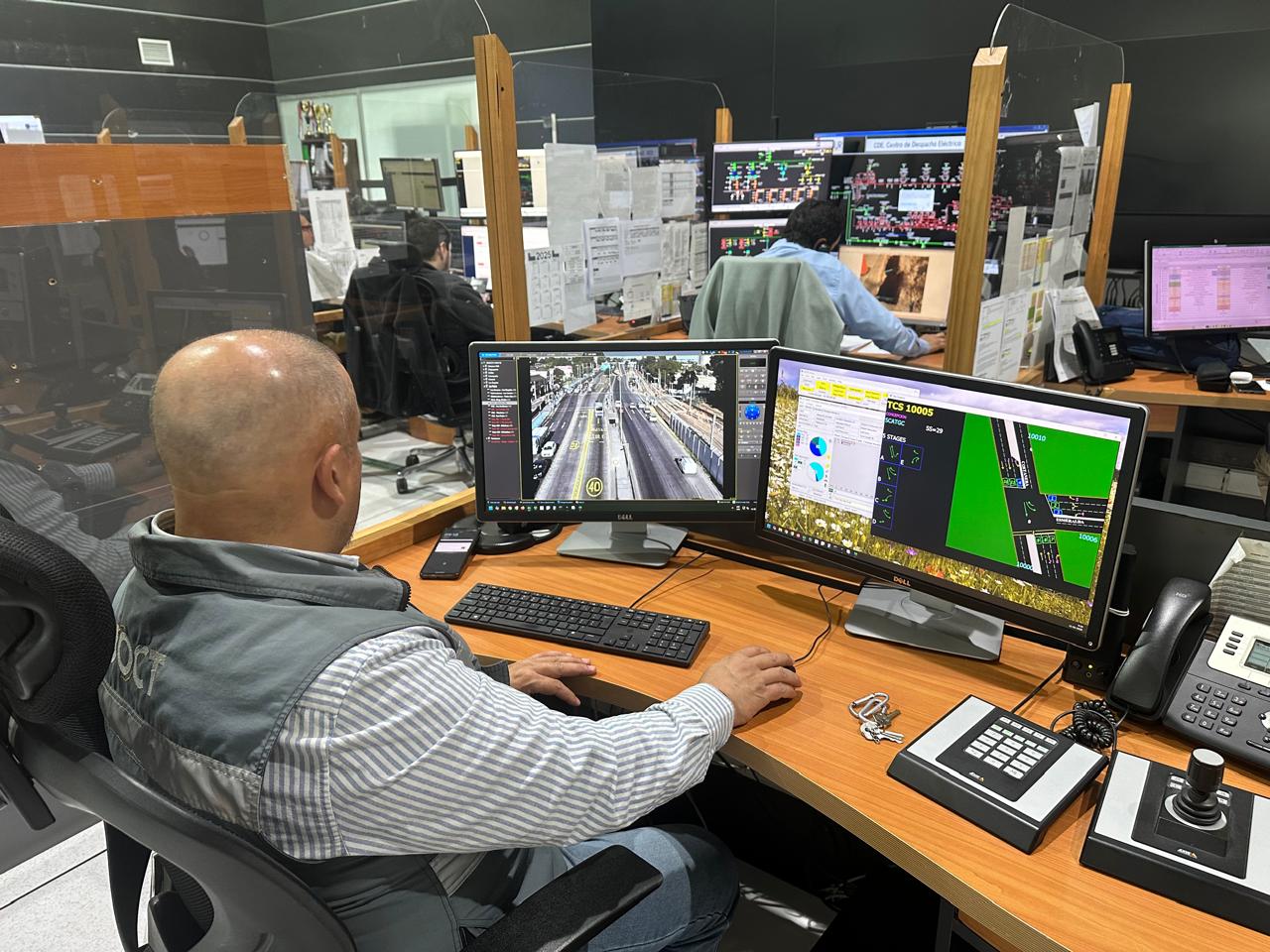 Autoridades inspeccionan funcionamiento de Unidad Operativa de Control de Tránsito