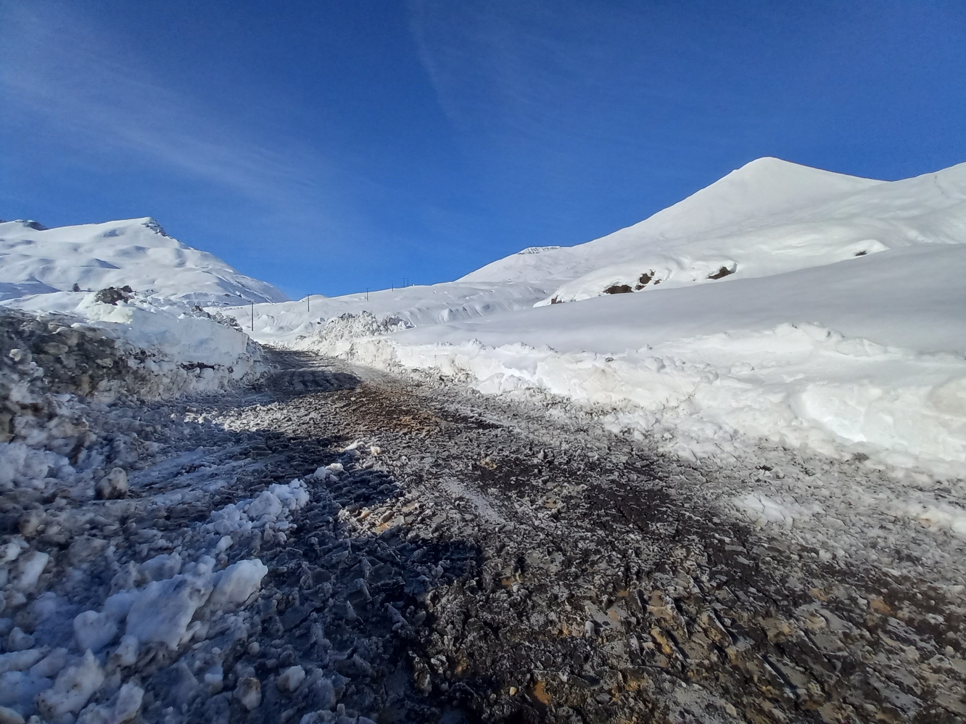 Parque Nacional Laguna del laja se mantiene  cerrado para la seguridad de las y los visitantes