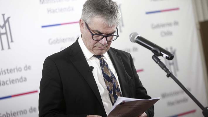 Gobierno presenta esperado informe final de propuesta de pacto fiscal basado en seis ejes: "Se puede llegar a acuerdo"