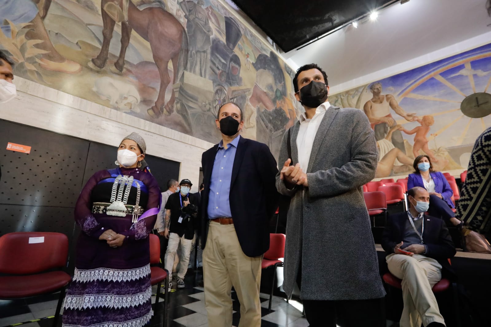 Convención Constitucional realiza histórica sesión en el Salón Mural del Gobierno Regional