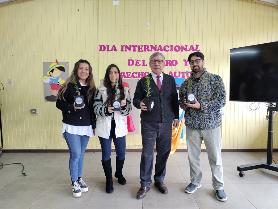 Menos basura en nuestro planeta: Estudiantes de Mulchen logran rescatar más de 200 kilos de material desechable 