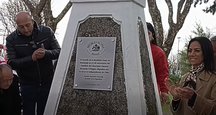 Plaza de Quilleco se engalana con placa conmemorativa en honor a Bernardo O'Higgins
