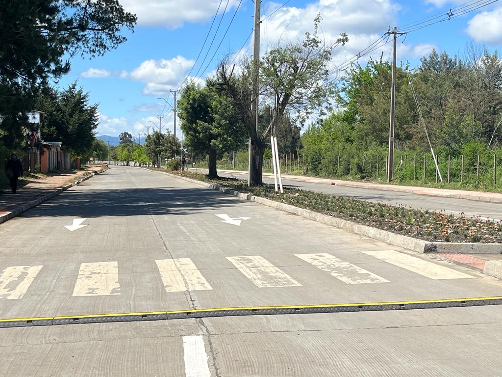Minvu inaugura avenidas en Santa Bárbara gracias al Programa de Pavimentos Participativos